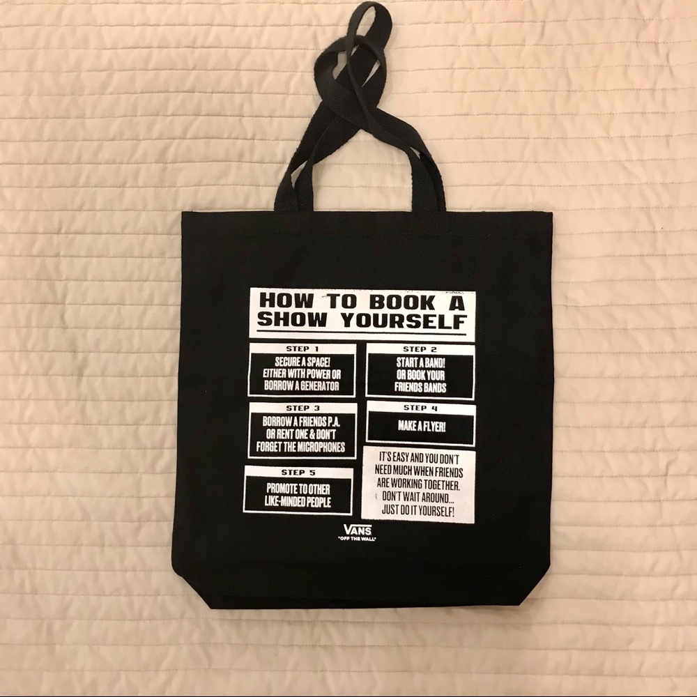 Vans black and white cotton tote bag. One size. EUC.